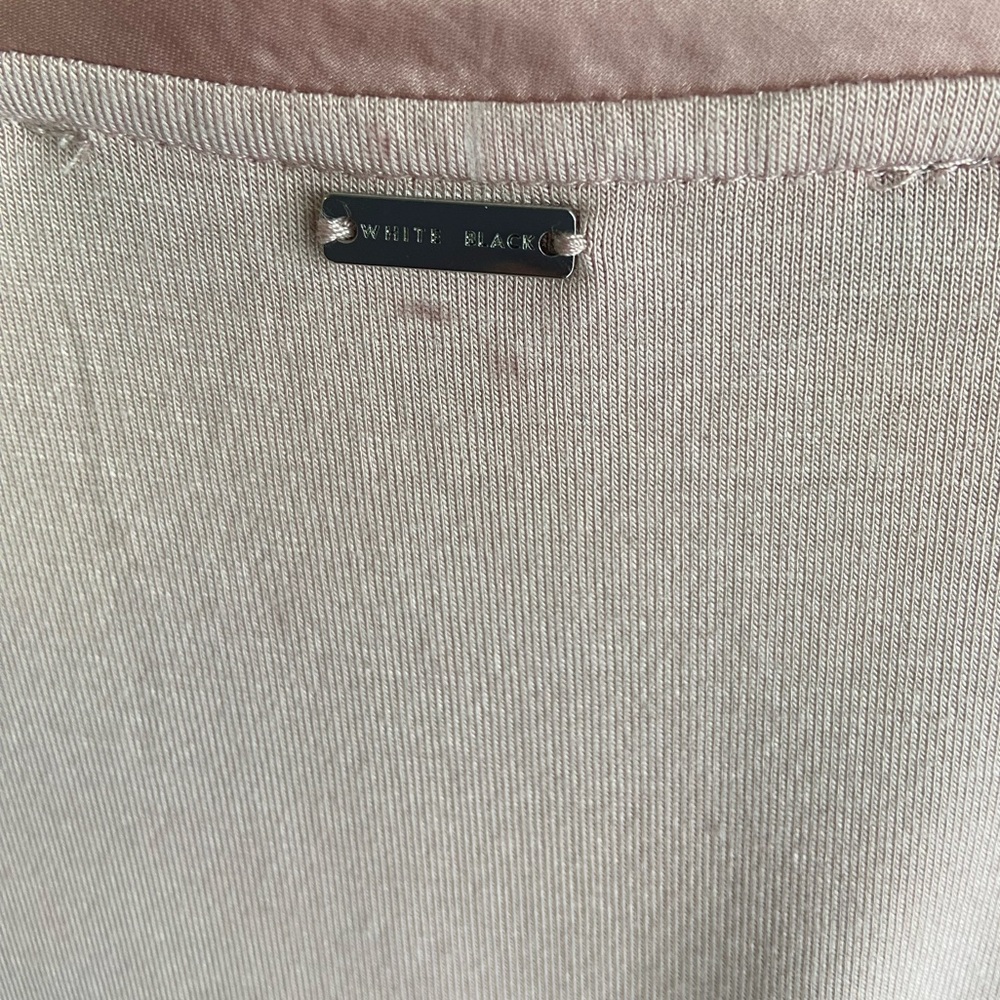 WHITE HOUSE BLACK MARKET Winter Blush Ultra Luxe Tee - Picture 3 of 7